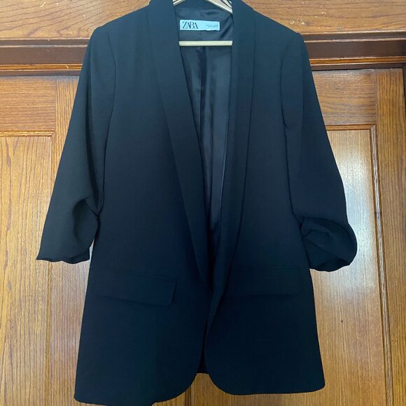 Zara Casual Black Blazer (Like-New, Size L) - Picture 1 of 5